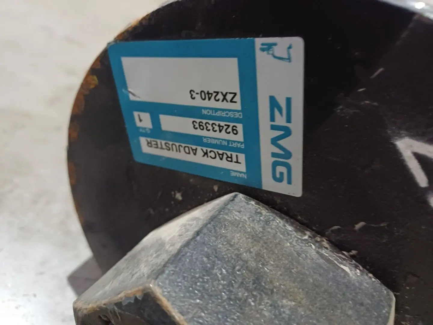 Купить Натяжитель цепи HITACHI ZX200-3 (9243267) по цене от 37 400
